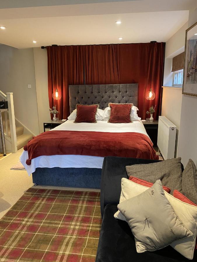 Bootmenders B&B Petersfield Bagian luar foto